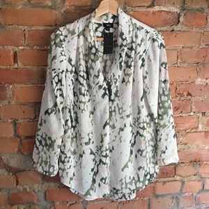 NWT Mossimo print long sleeve blouse